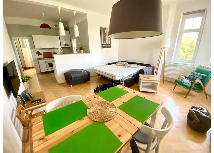 Central-Modern-Apartment